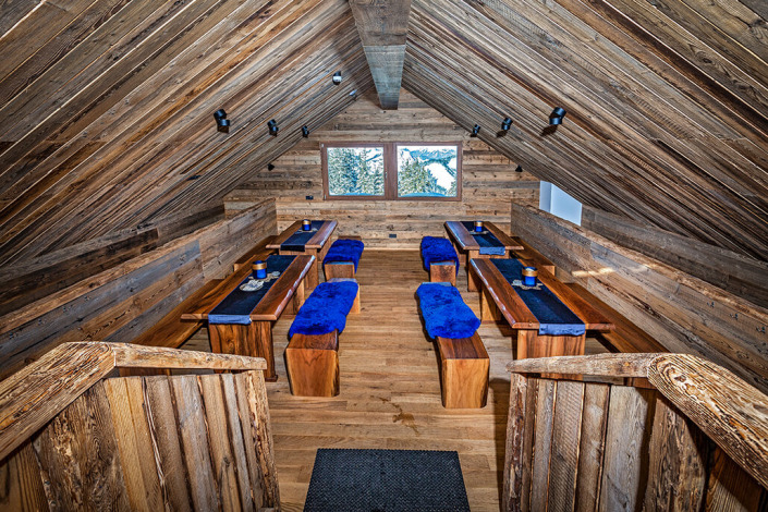 Montana Royal Architecture