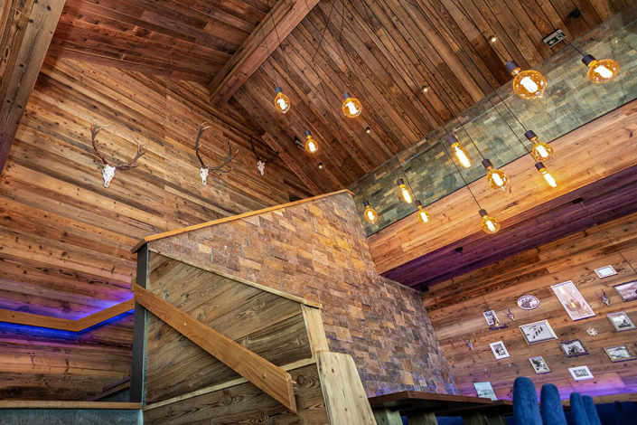 Montana Royal Architecture