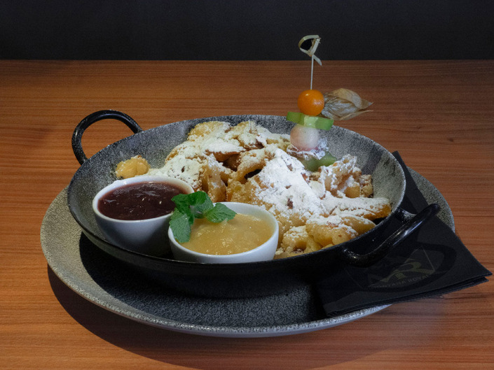 Montana Royal Food & Beverage. Apres Ski Club / Alpin Club Saalbach Hinterglemm